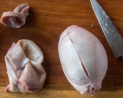 testículos cocinados